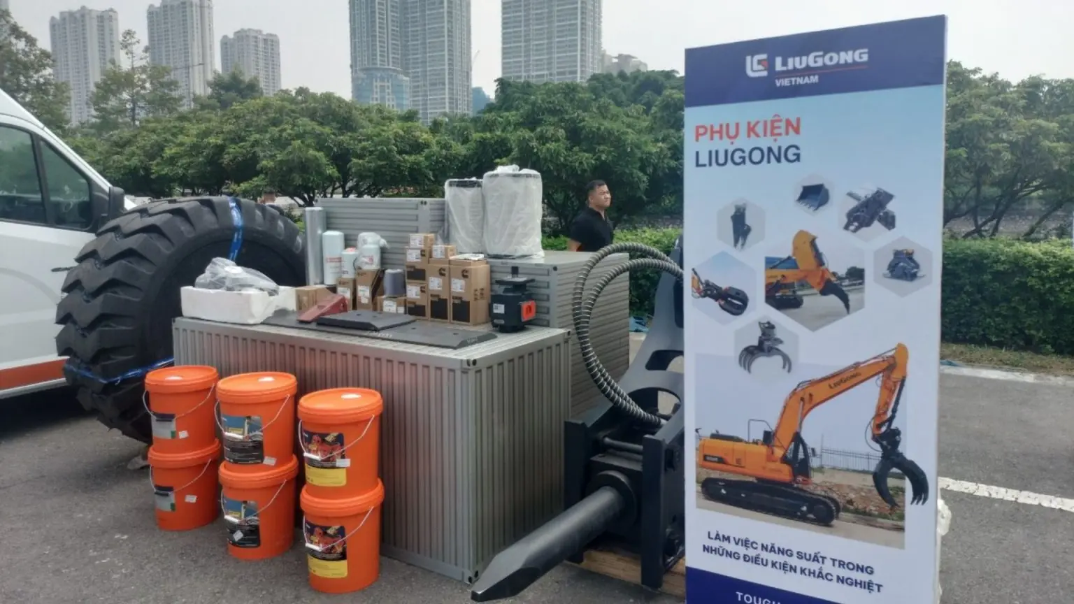 Cung cấp phụ tùng liugong chính hãng